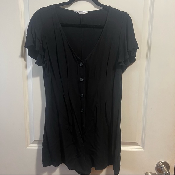 Black romper - Picture 3 of 3